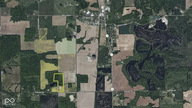 $329,000 | 14750 West Blake Road, Deputy, IN 47230