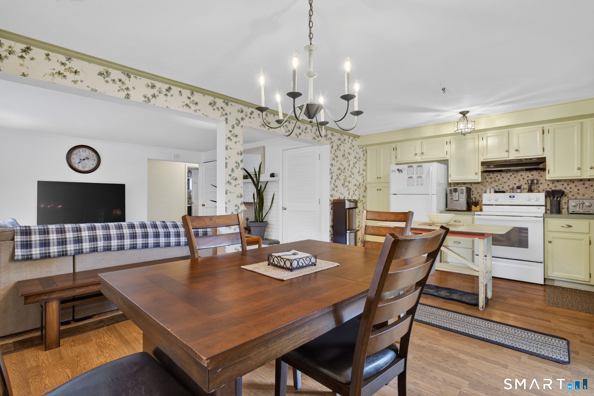 14 Whippoorwill Hill Road Newtown, CT 06470 - Photo 29 of 40