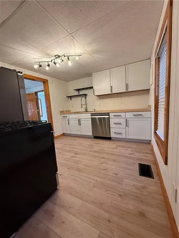 $235,000 | 352 North 32nd Street, Kansas City, KS 66102