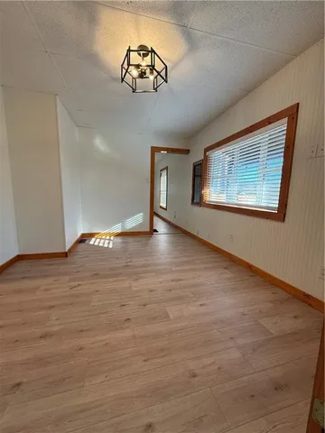 $235,000 | 352 North 32nd Street, Kansas City, KS 66102