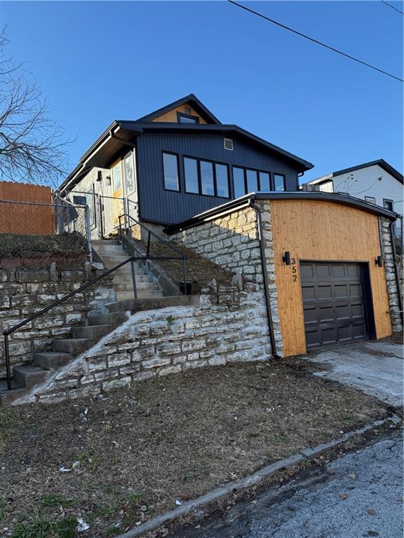 352 North 32nd Street Kansas City, KS 66102 - Photo 2 of 29