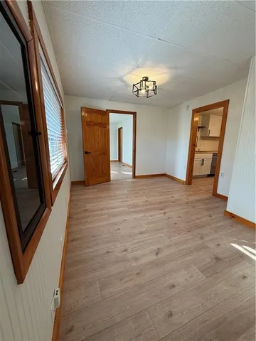 $235,000 | 352 North 32nd Street, Kansas City, KS 66102