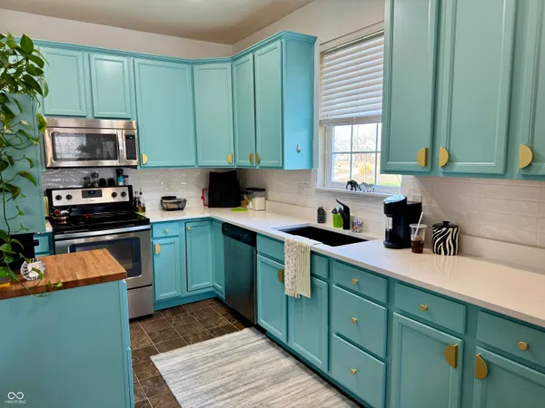 $259,900 | 439 Dylan Drive, Avon, IN 46123
