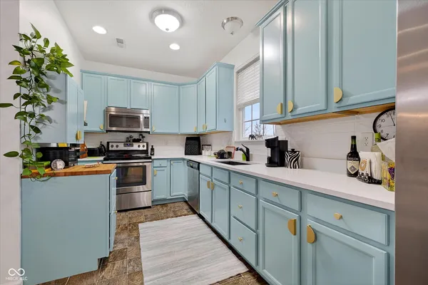 $259,900 | 439 Dylan Drive, Avon, IN 46123