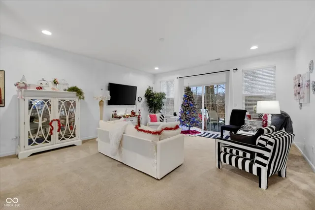 $294,900 | 439 Dylan Drive, Avon, IN 46123