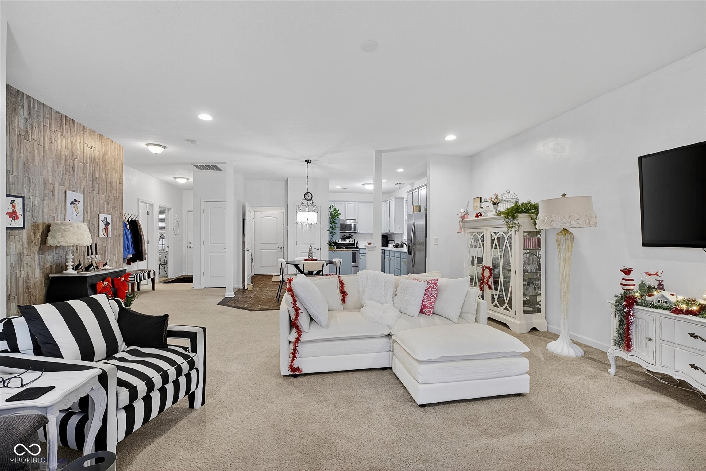 439 Dylan Drive Avon, IN 46123 - Photo 8 of 27