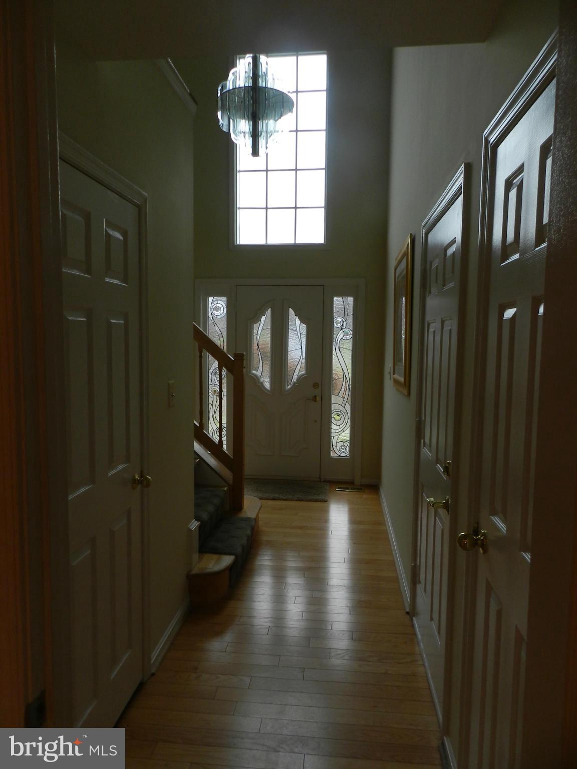 14440 Stonebridge View Drive North Potomac, MD 20878 - Photo 2 of 28 Interior (General)