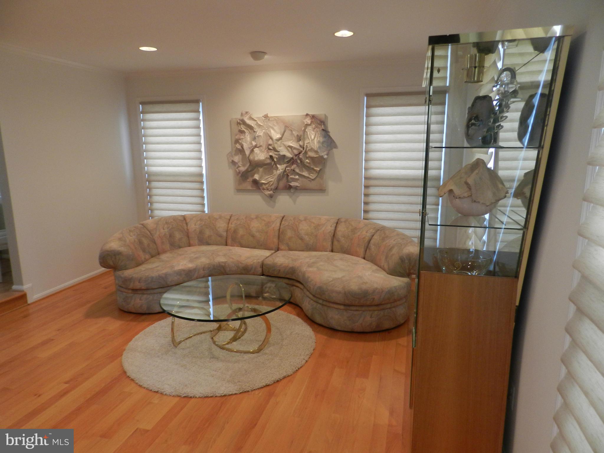 14440 Stonebridge View Drive North Potomac, MD 20878 - Photo 11 of 28 Living Room