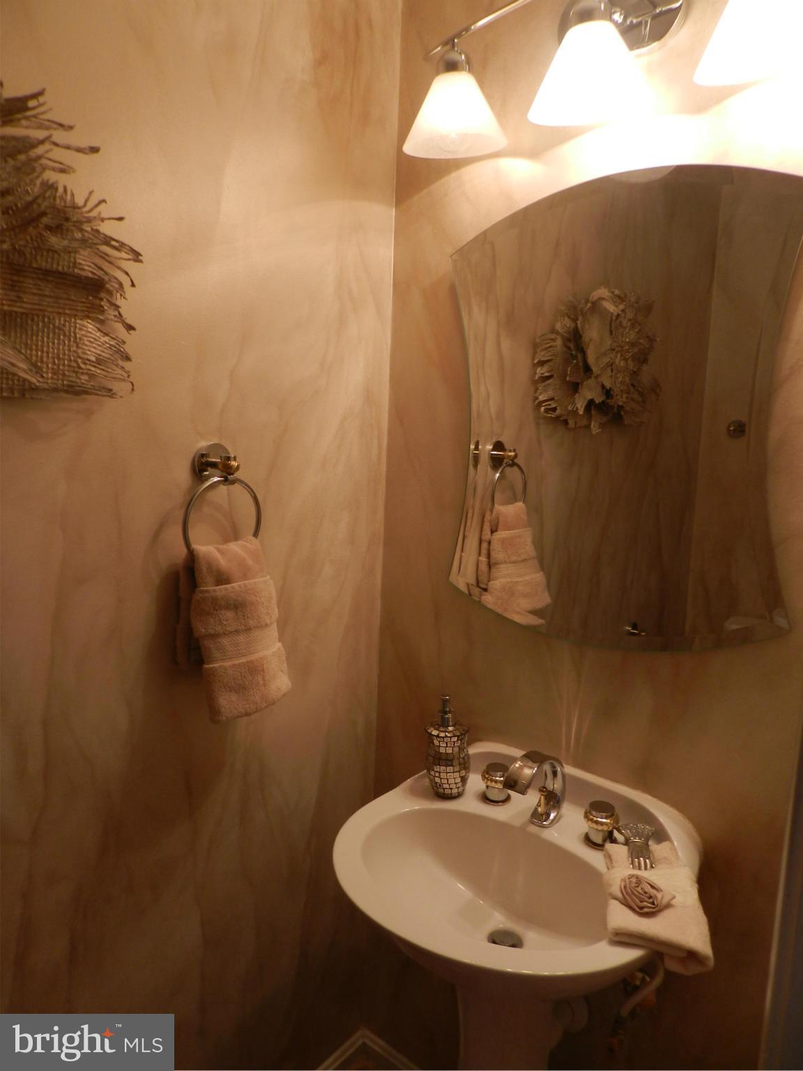 14440 Stonebridge View Drive North Potomac, MD 20878 - Photo 12 of 28 Bath