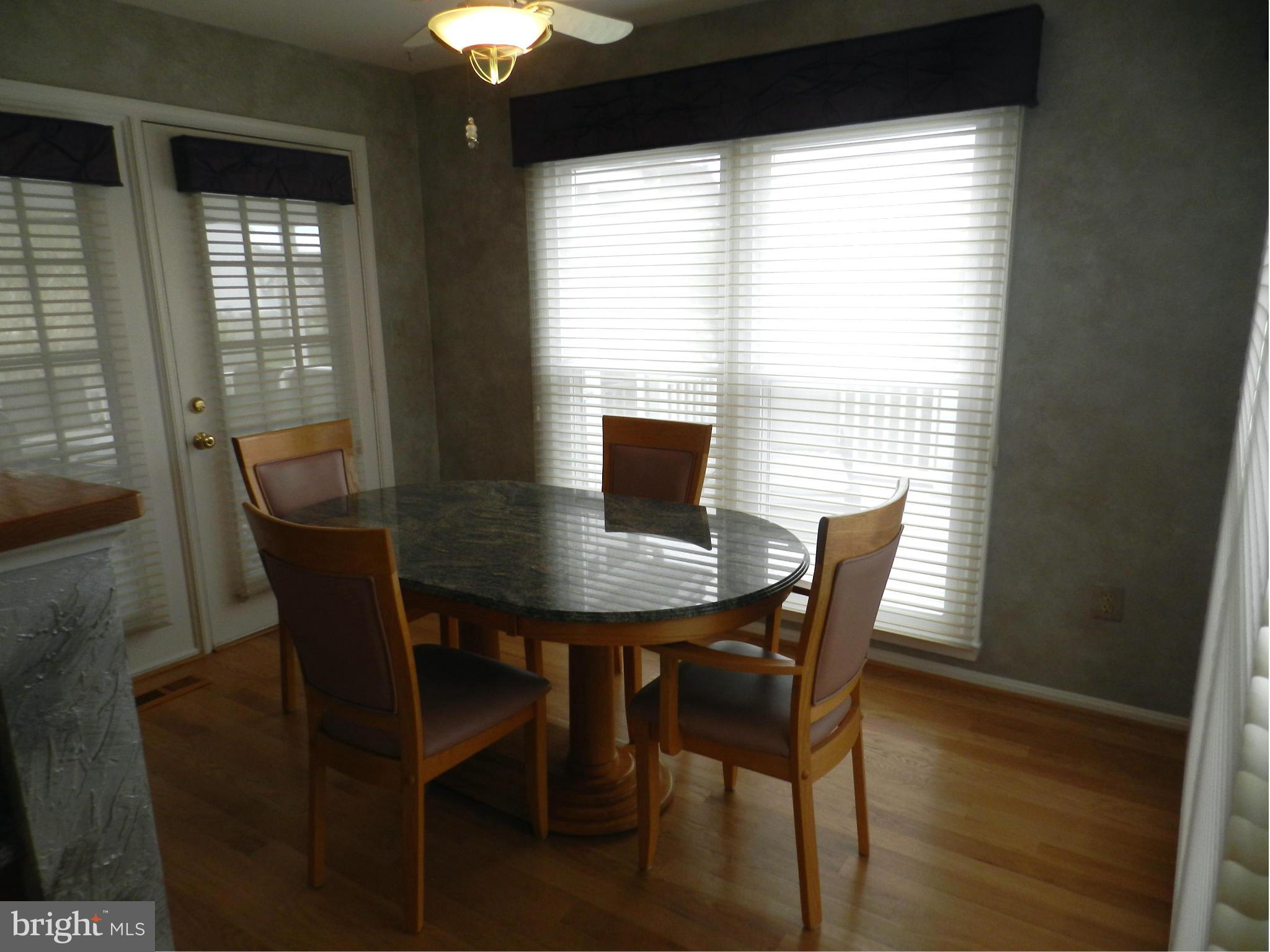 14440 Stonebridge View Drive North Potomac, MD 20878 - Photo 5 of 28 Kitchen