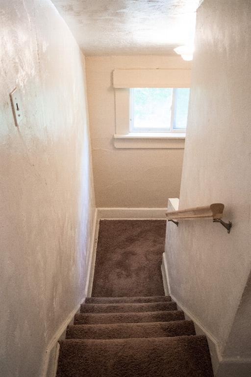 14 Pointview Road Pittsburgh, PA 15227 - Photo 12 of 14 Gallery Image 12