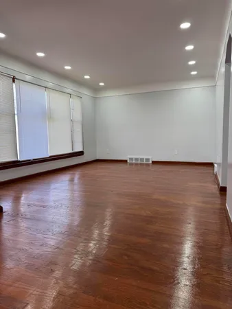 $164,999 | 6720 Asbury Park, Detroit, MI 48228