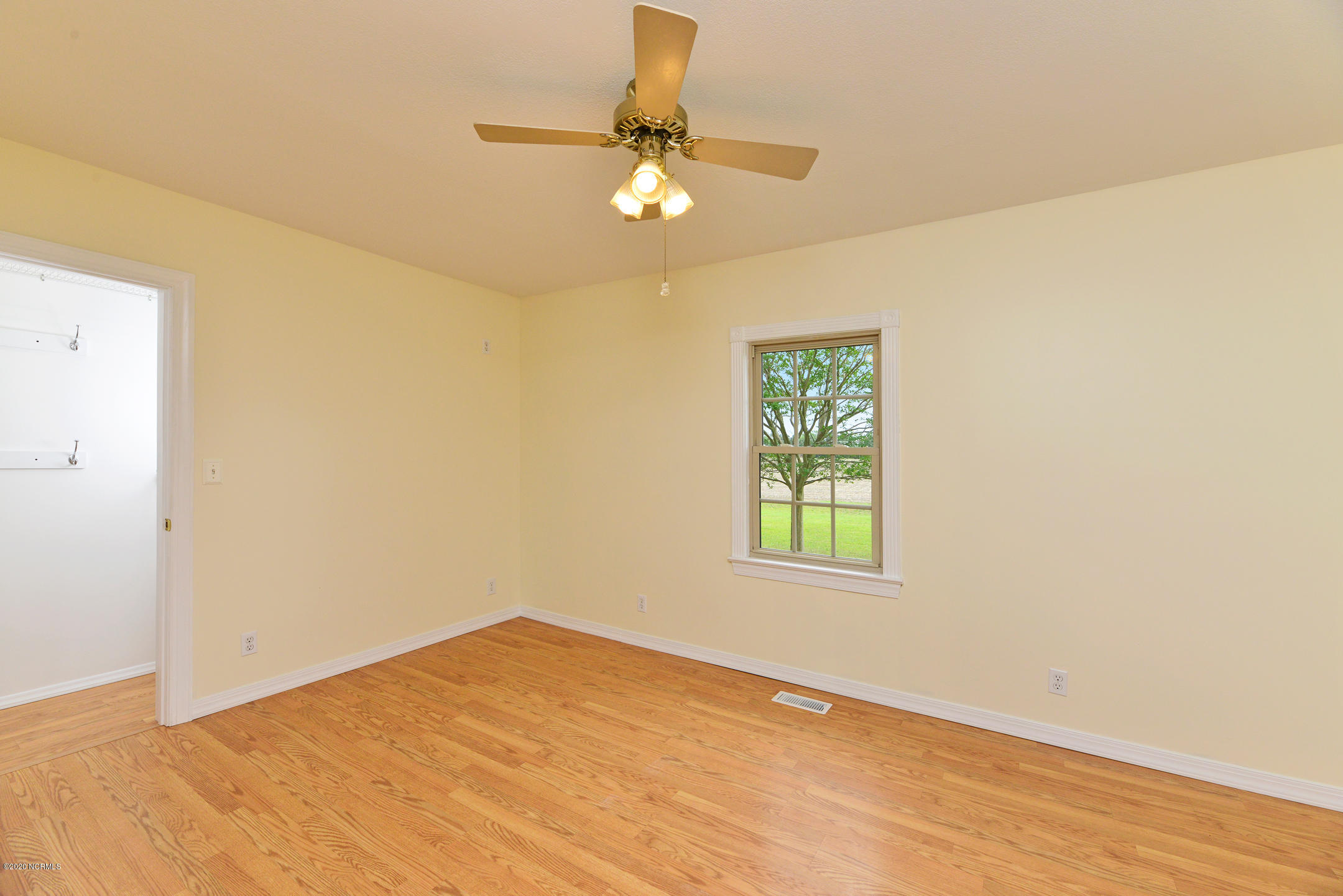 3669 Friendship Church Road Farmville, NC 27828 - Photo 13 of 37 2nd Bedroom