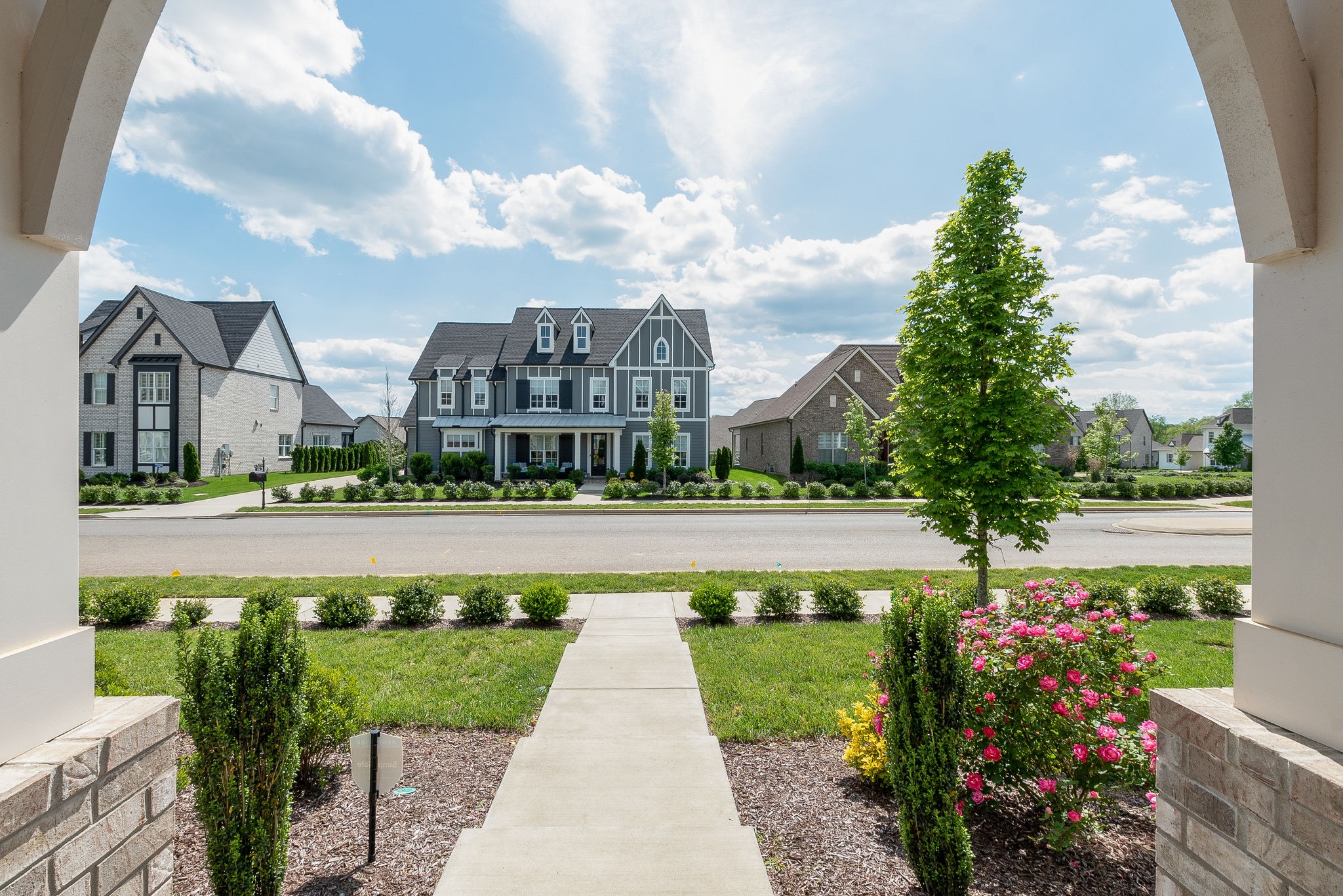 115 Vanner Road Mount Juliet, TN 37122 - Photo 4 of 42 a front view of a house with a yard