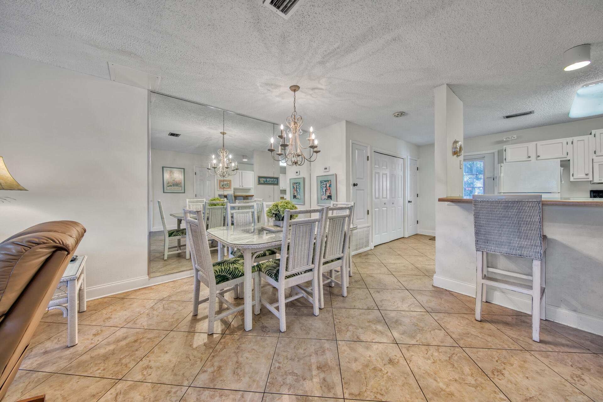 241 Ellis Road, Unit 4 Miramar Beach, FL 32550 - Photo 8 of 30 a dining room well furnished
