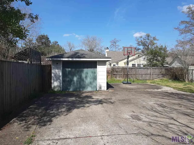 $1,600 | 415 Centenary Drive, Baton Rouge, LA 70808