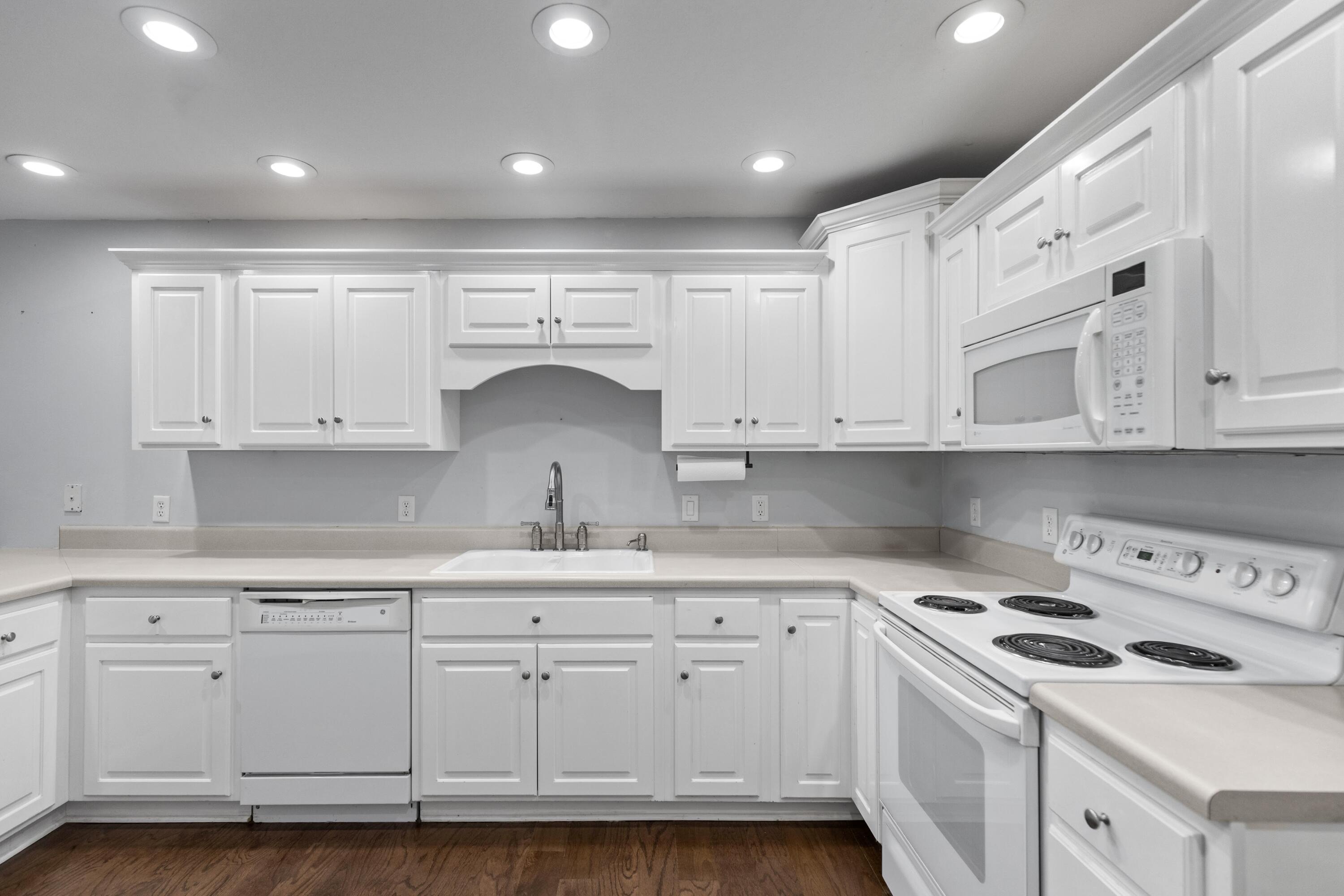 668 Westview Road Chattanooga, TN 37415 - Photo 15 of 36 WV 18