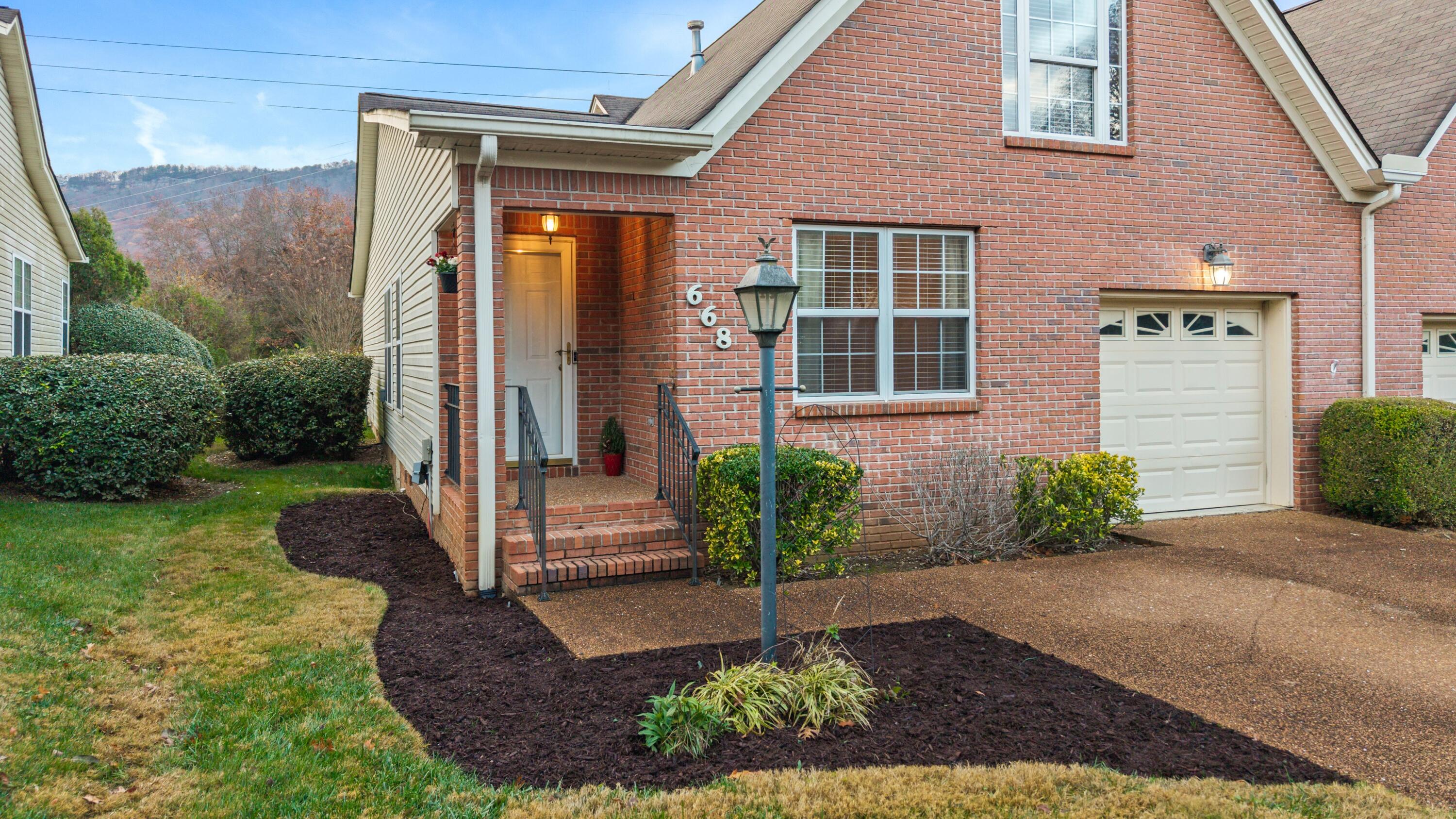 668 Westview Road Chattanooga, TN 37415 - Photo 7 of 36 WV 6