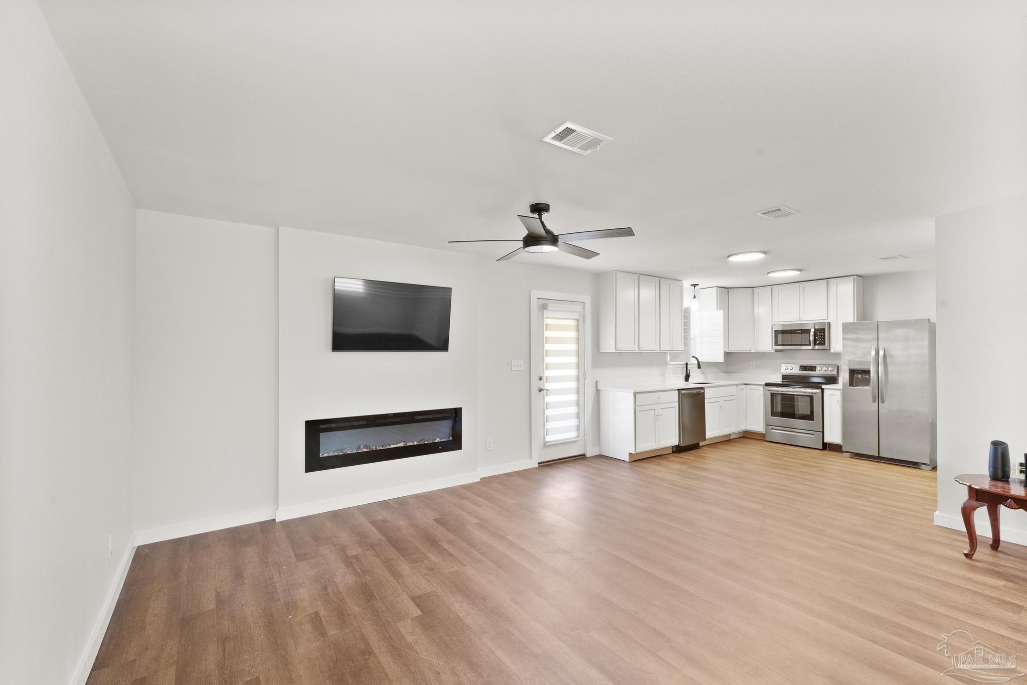 5580 Frank Reeder Road Pensacola, FL 32526 - Photo 11 of 42 Gallery Image 11