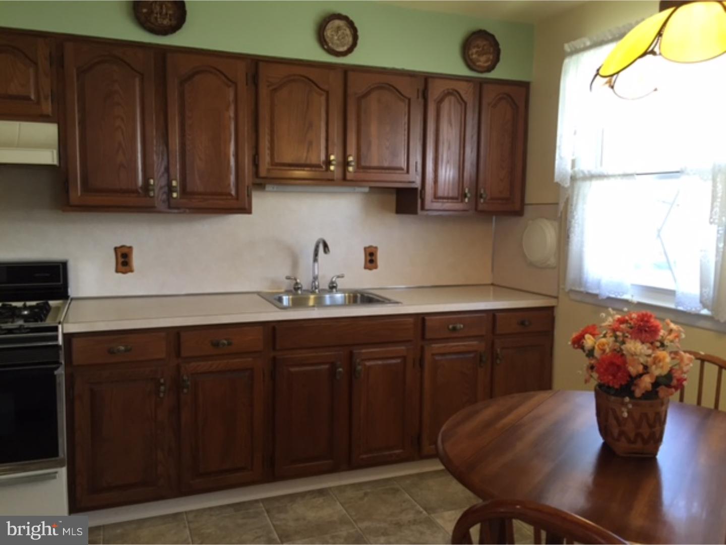 2053 Andover Road Cinnaminson, NJ 08077 - Photo 6 of 21 Kitchen