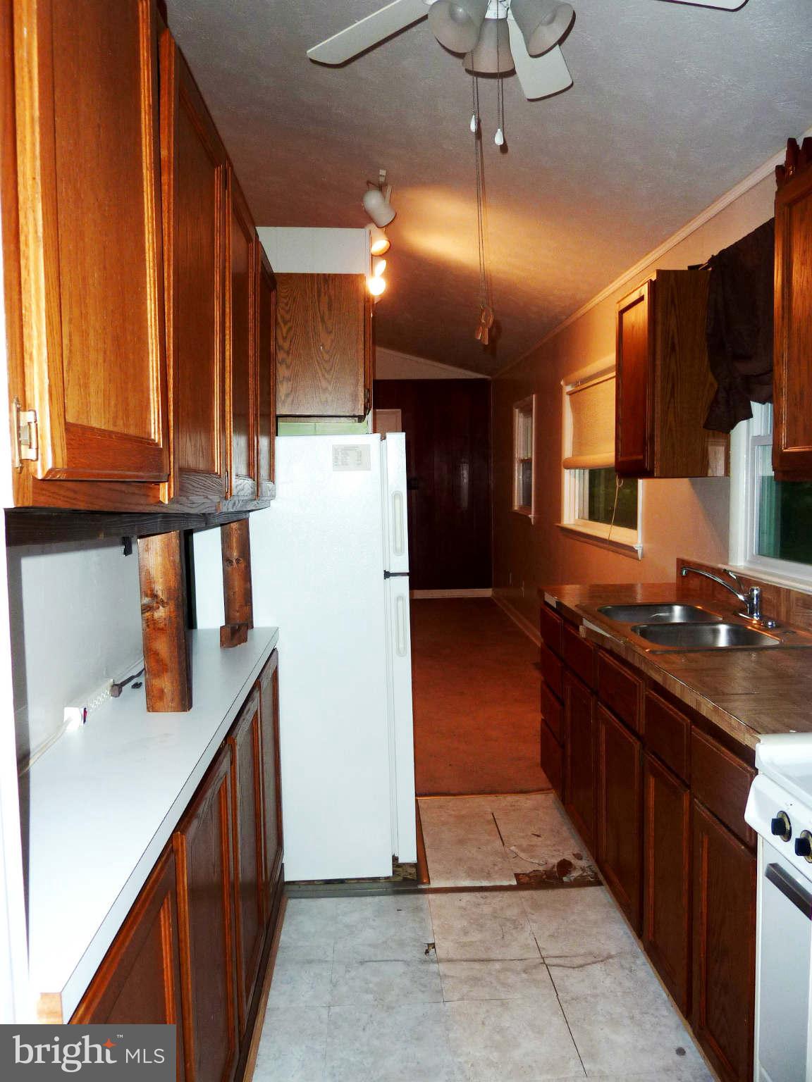 58 Sifer Road Front Royal, VA 22630 - Photo 11 of 30 Kitchen