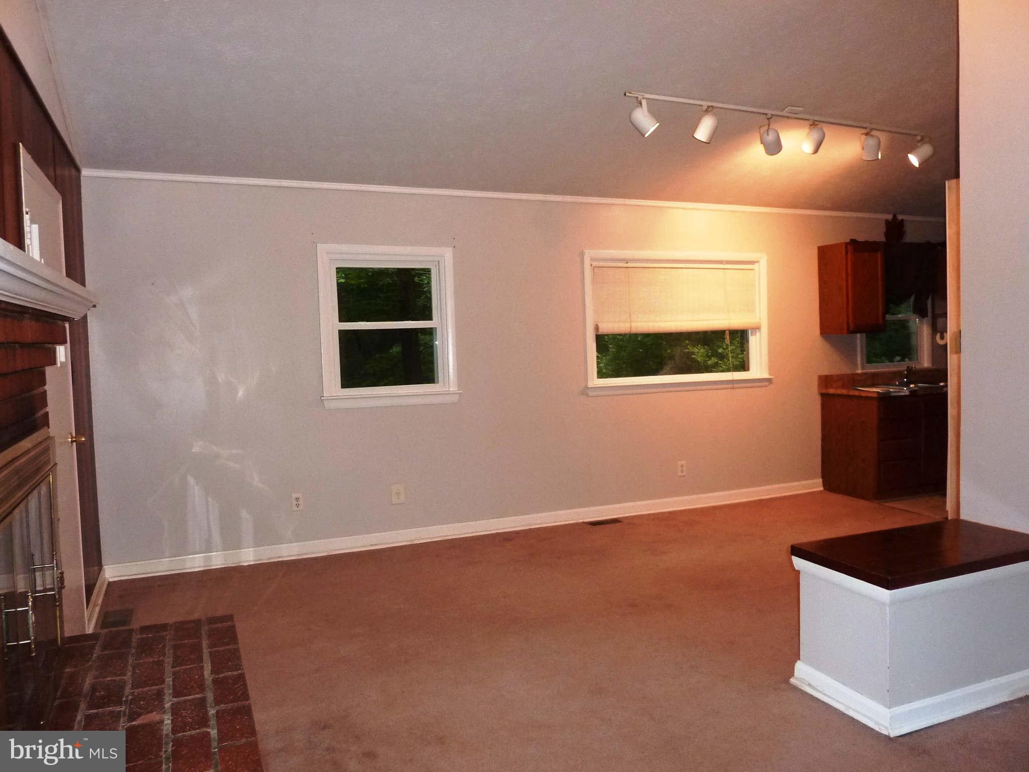 58 Sifer Road Front Royal, VA 22630 - Photo 8 of 30 Living Room