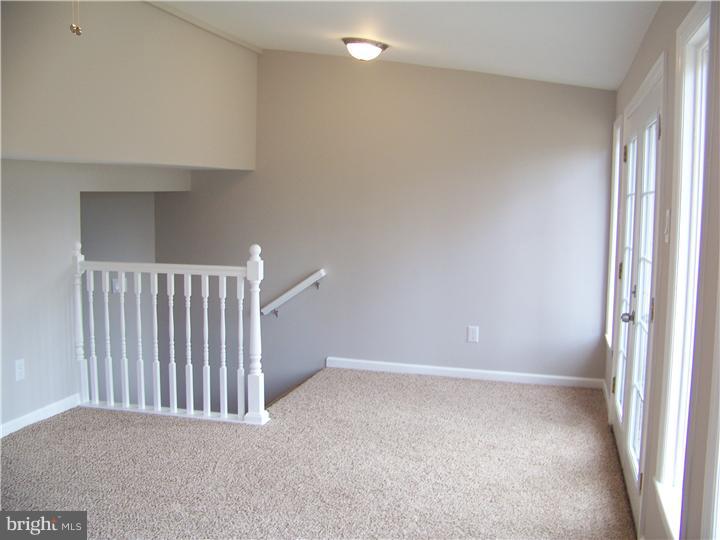 391 Jackson Road Mantua, NJ 08051 - Photo 9 of 18 Family Room