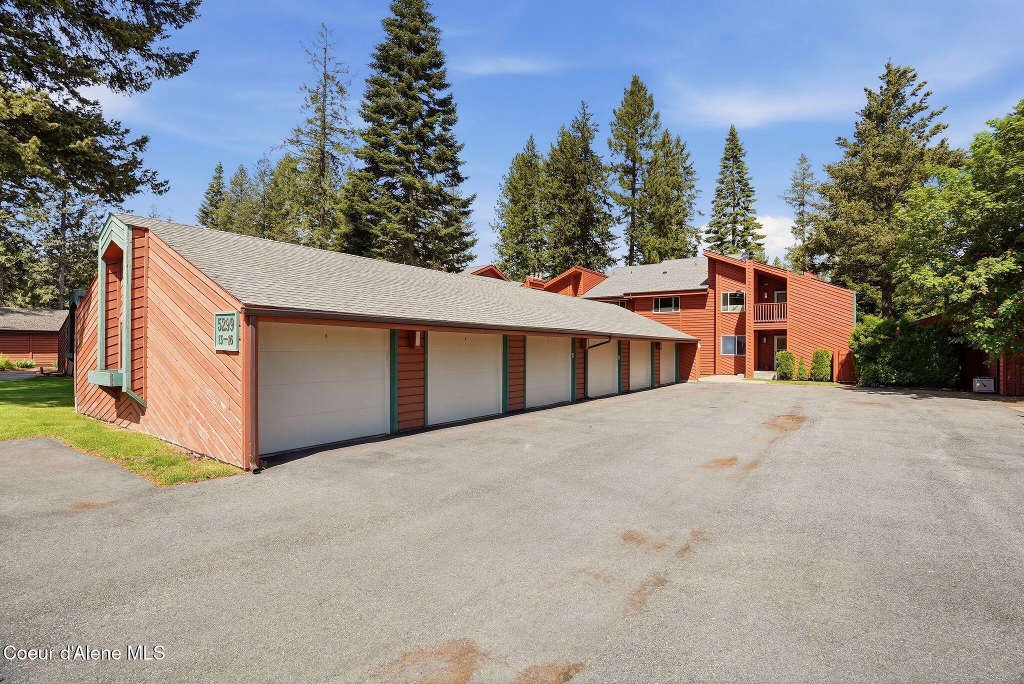 5299 West Green Court, Unit 15 Rathdrum, ID 83858 - Photo 39 of 47 Detached garage