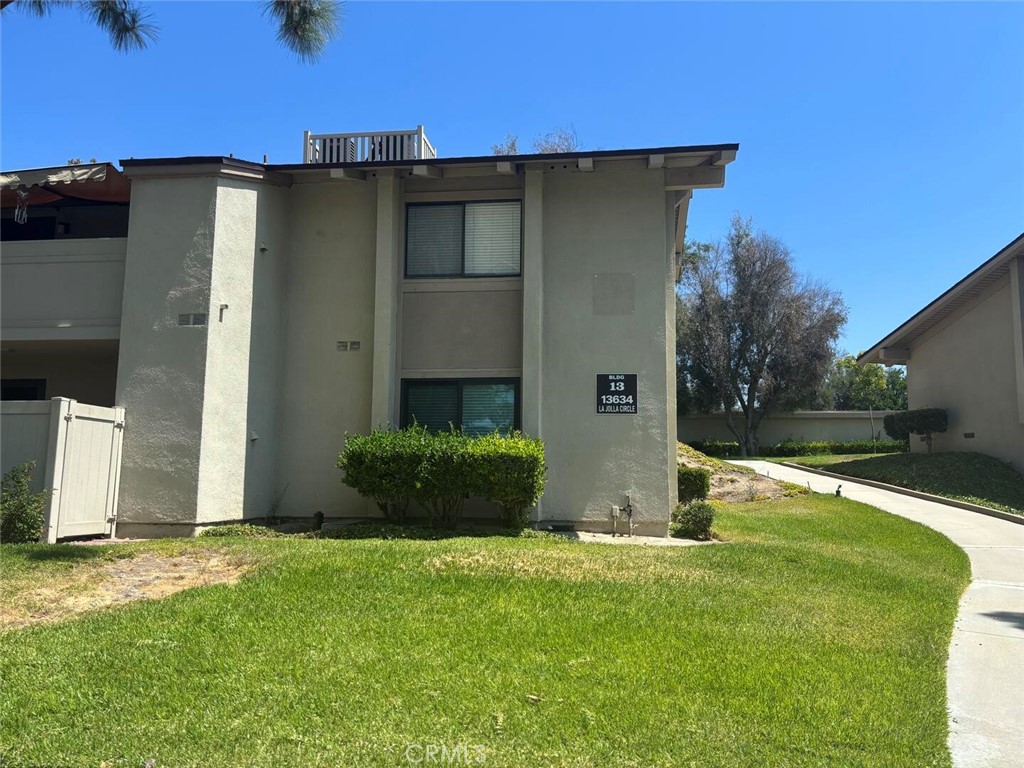 13634 La Jolla Circle, Unit 13E La Mirada, CA 90638 - Photo 2 of 32 a view of outdoor space and yard