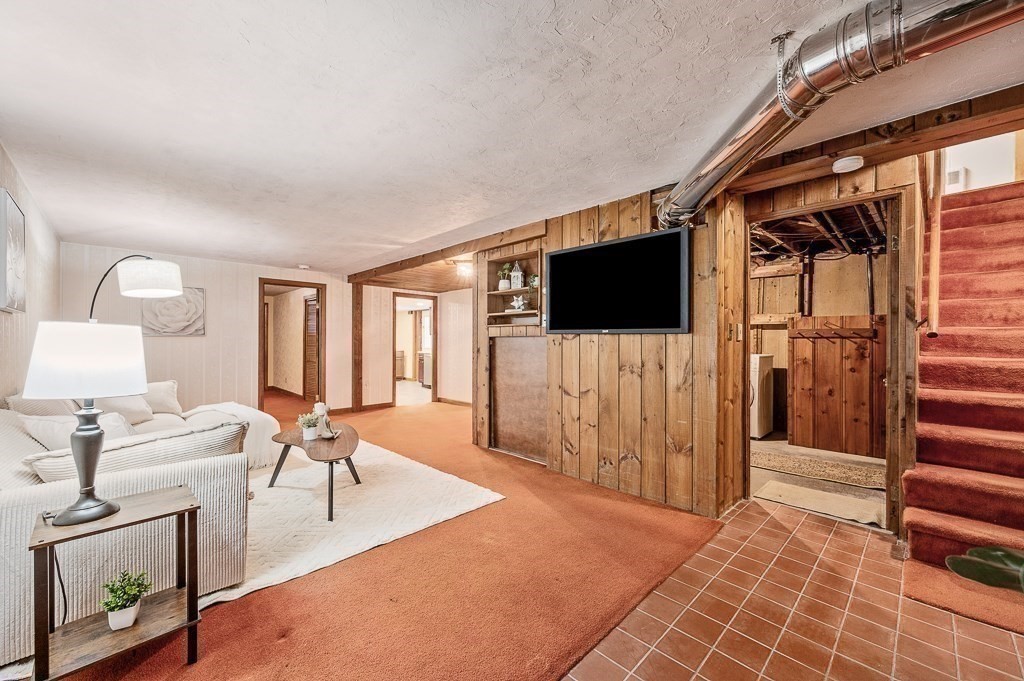 18 Fairview Road Westborough, MA 01581 - Photo 19 of 39