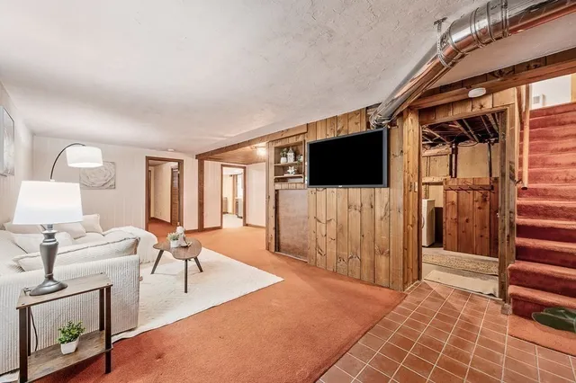 $675,000 | 18 Fairview Road, Westborough, MA 01581