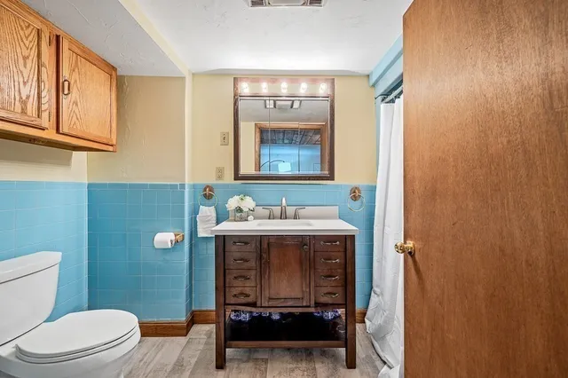 $675,000 | 18 Fairview Road, Westborough, MA 01581