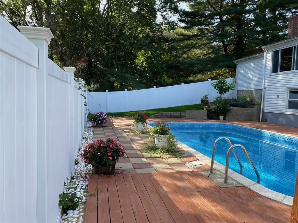 18 Fairview Road Westborough, MA 01581 - Photo 26 of 39