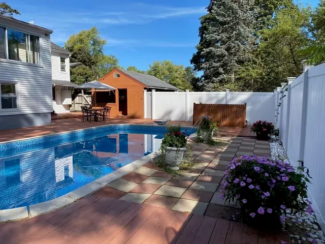 $675,000 | 18 Fairview Road, Westborough, MA 01581