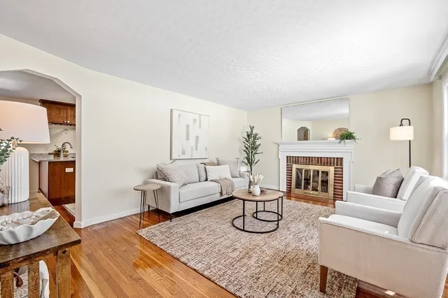 $675,000 | 18 Fairview Road, Westborough, MA 01581