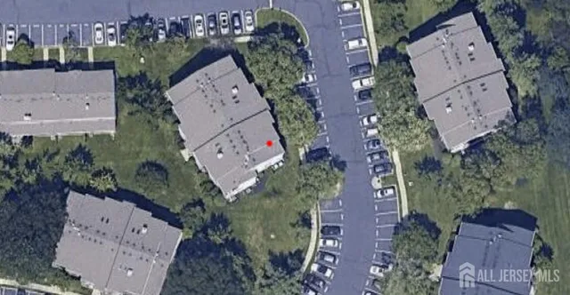 $2,350 | 447 Danbury Lane, East Brunswick, NJ 08816