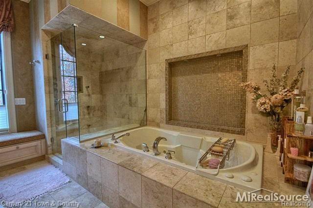 5393 Orchard Ridge Drive Rochester, MI 48306 - Photo 19 of 30 31174061-18.jpg