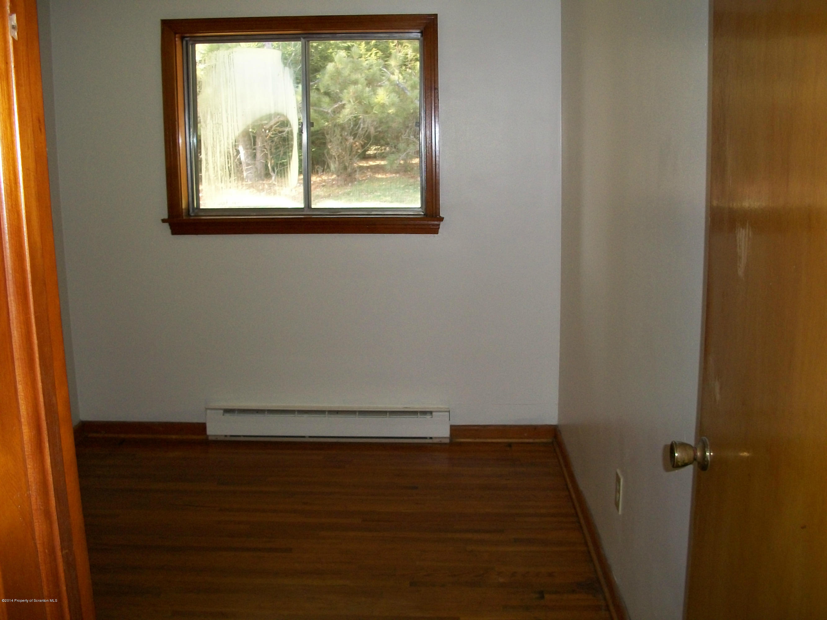 379 O'Hara Road Moscow, PA 18444 - Photo 11 of 19 Gallery Image 11