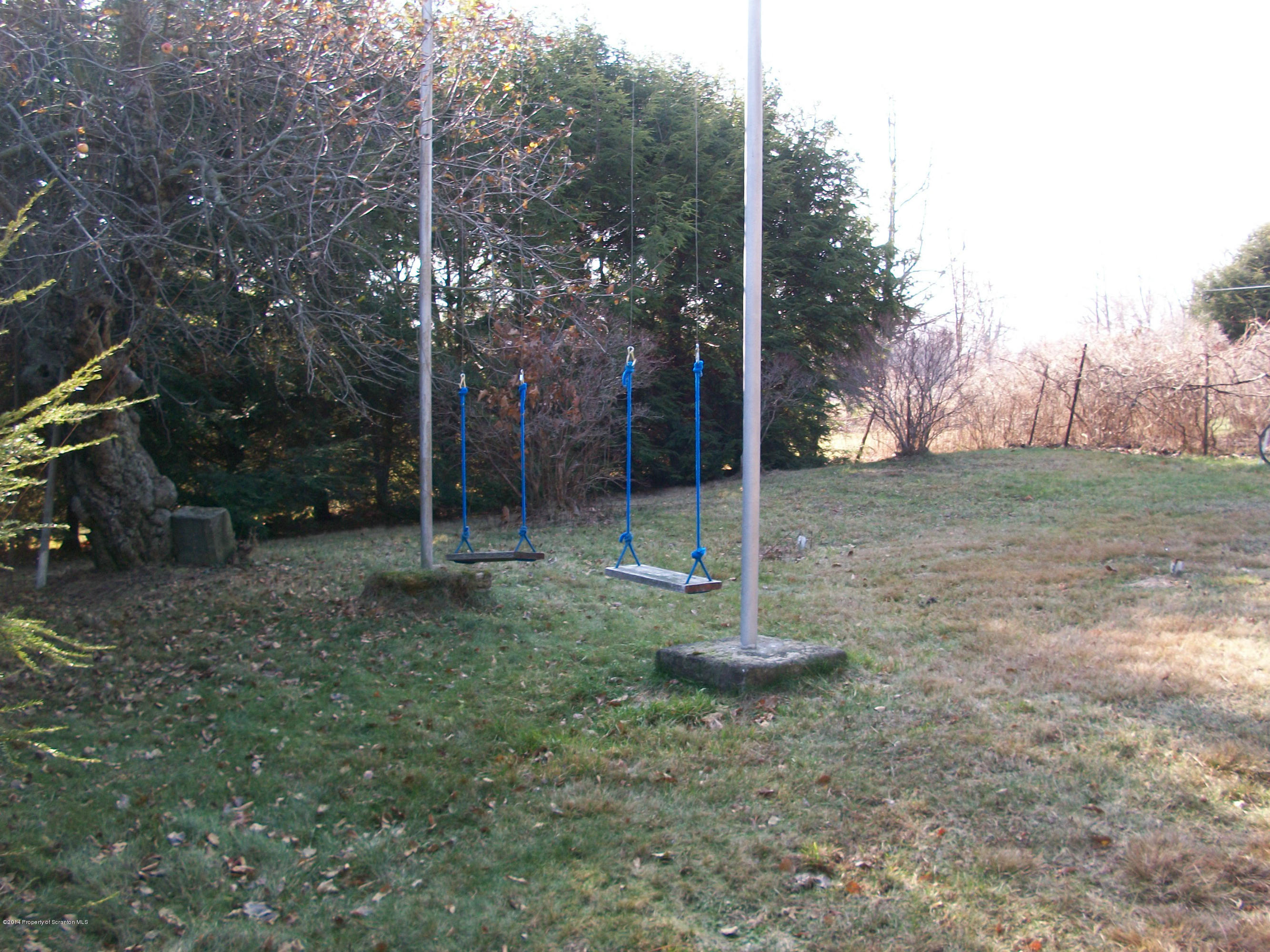379 O'Hara Road Moscow, PA 18444 - Photo 16 of 19 Gallery Image 16