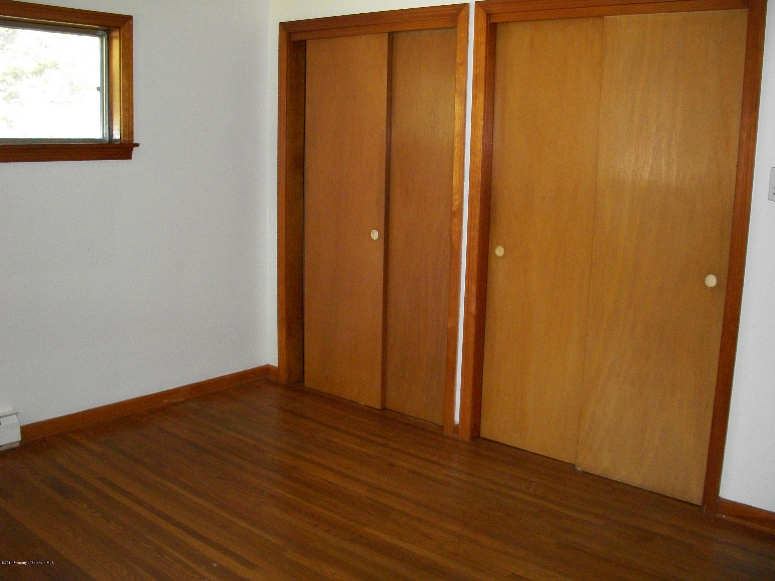 379 O'Hara Road Moscow, PA 18444 - Photo 9 of 19 Gallery Image 9