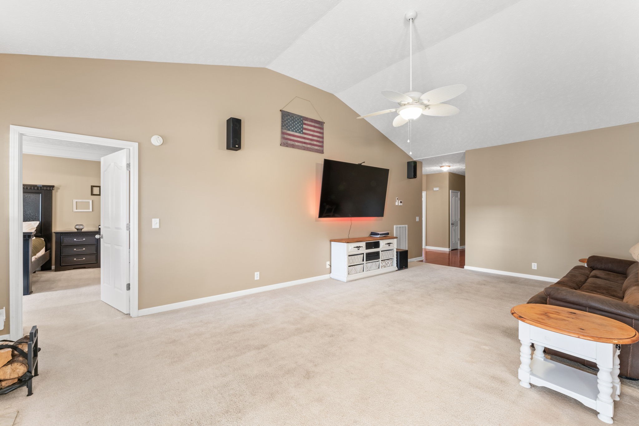 3339 Cotswold Lane Murfreesboro, TN 37128 - Photo 7 of 19 a view of a livingroom with furniture and a flat screen tv
