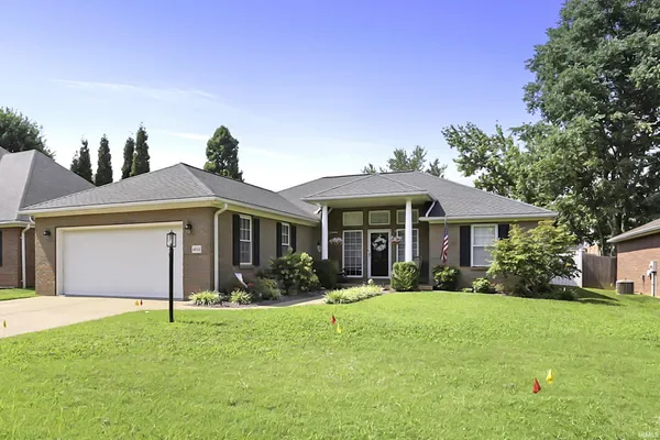 $319,500 | 6822 Rosewood Lane, Newburgh, IN 47630