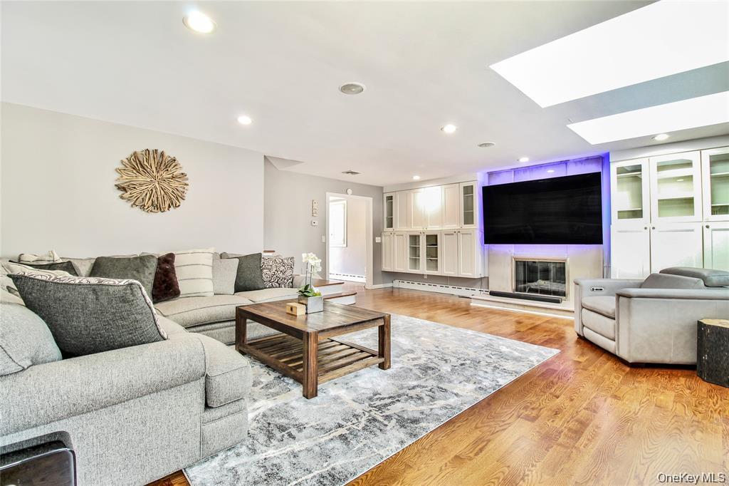 2775 Barbara Road Bellmore, NY 11710 - Photo 5 of 24