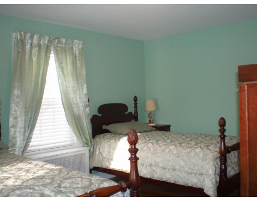 40 Morley Road Quincy, MA 02170 - Photo 15 of 19 Gallery Image 15