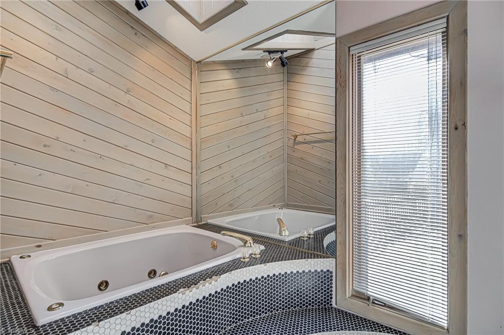 2200 Gordon Road High Point, NC 27265 - Photo 20 of 31 Gallery Image 20
