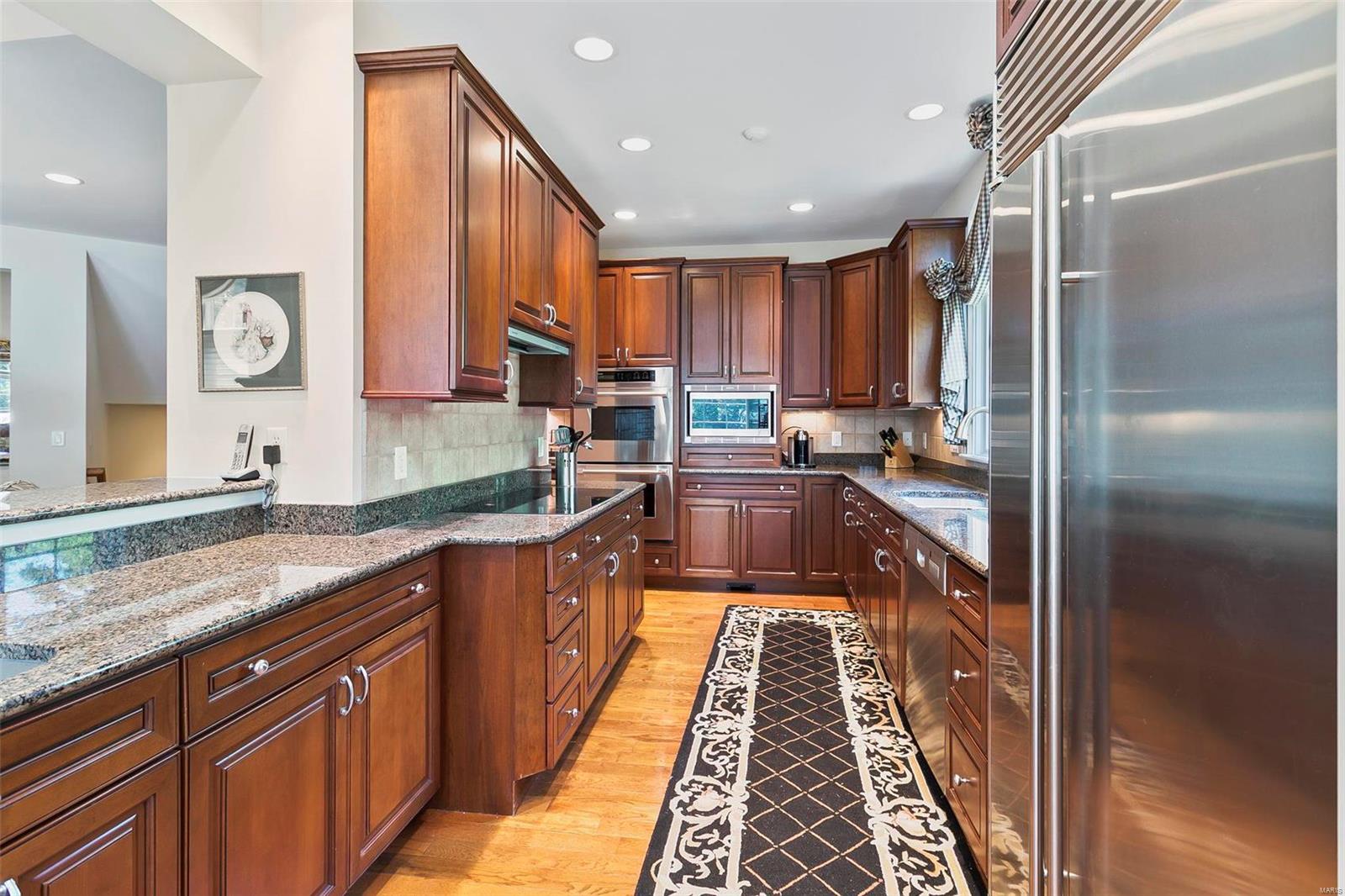 512 Upper Conway Circle Chesterfield, MO 63017 - Photo 17 of 67