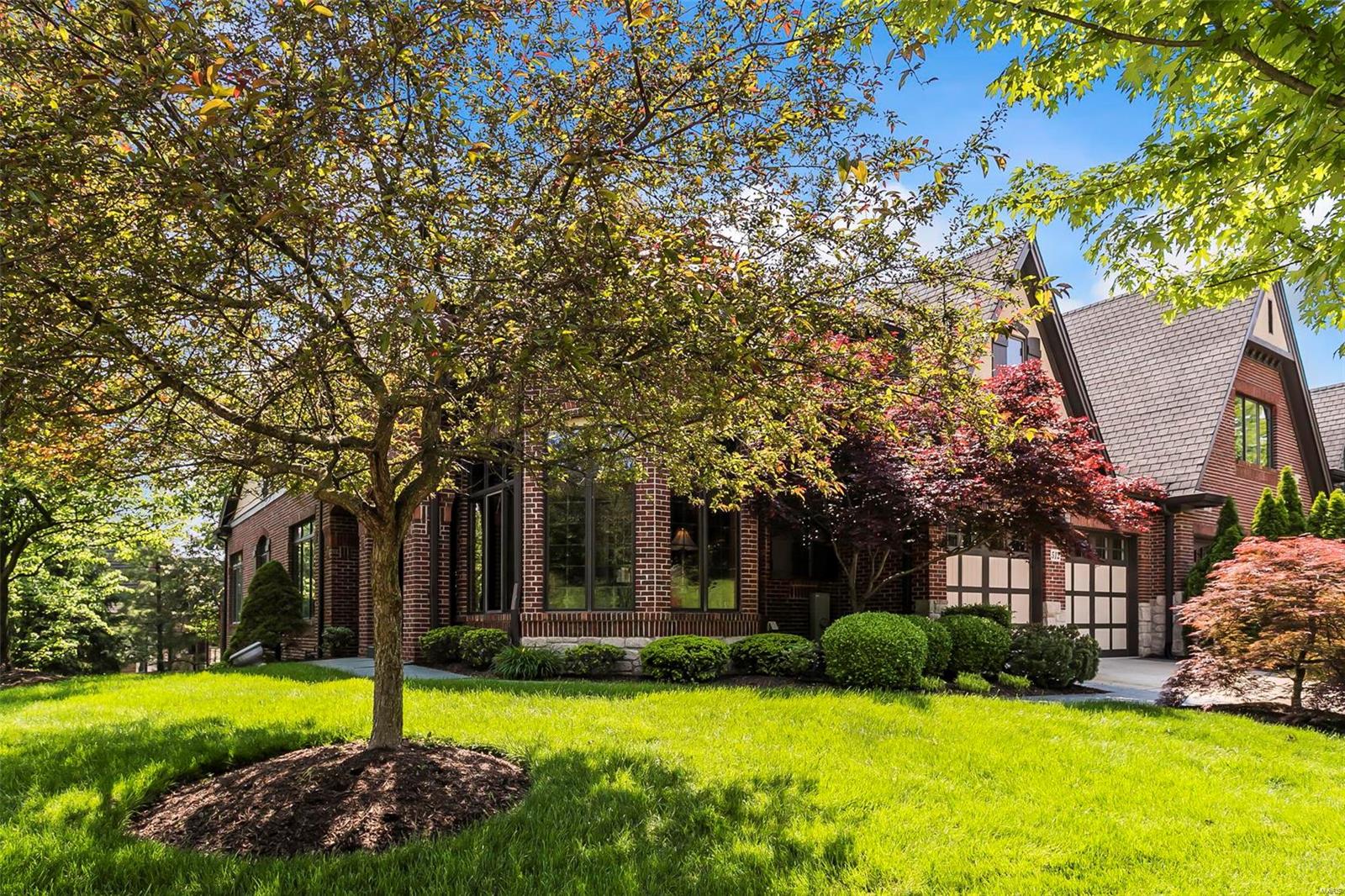 512 Upper Conway Circle Chesterfield, MO 63017 - Photo 2 of 67