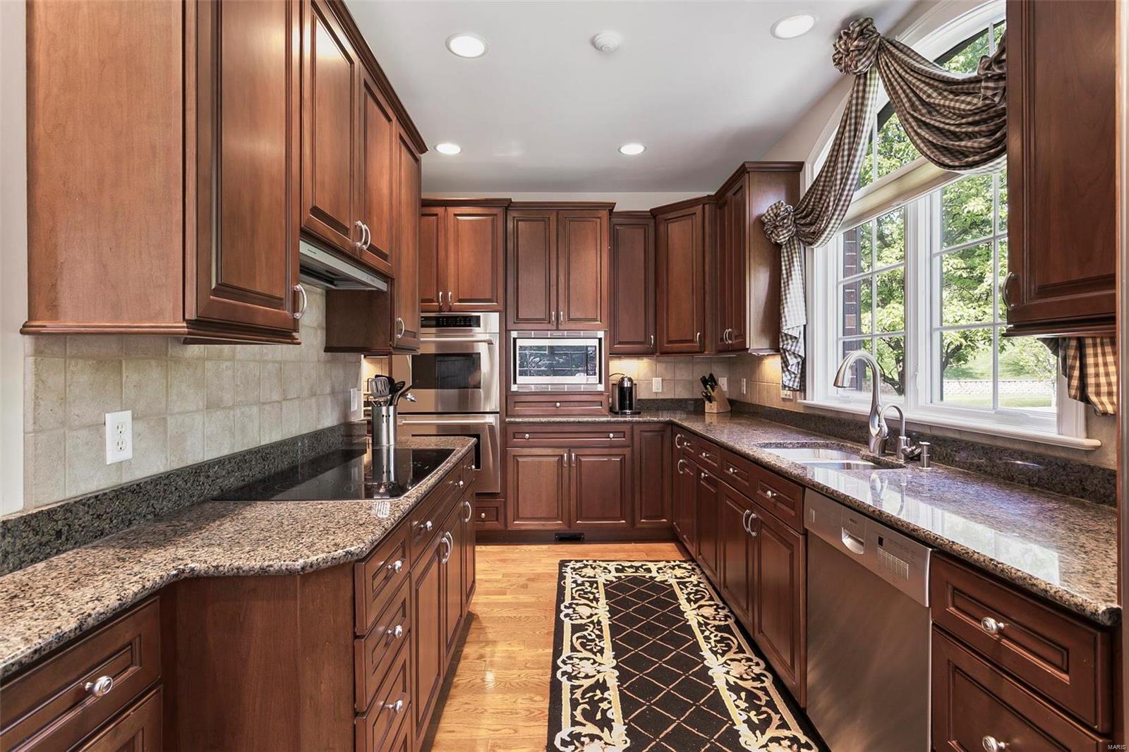 512 Upper Conway Circle Chesterfield, MO 63017 - Photo 23 of 67