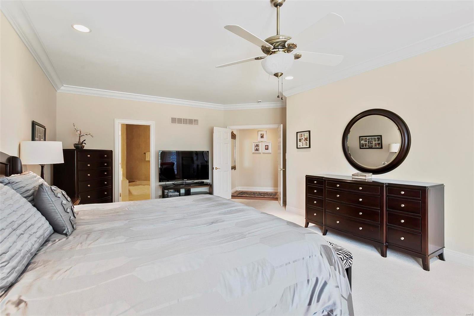 512 Upper Conway Circle Chesterfield, MO 63017 - Photo 29 of 67