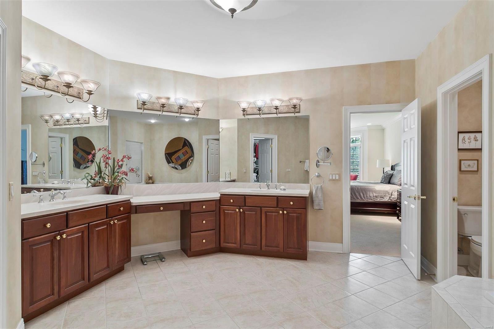 512 Upper Conway Circle Chesterfield, MO 63017 - Photo 32 of 67